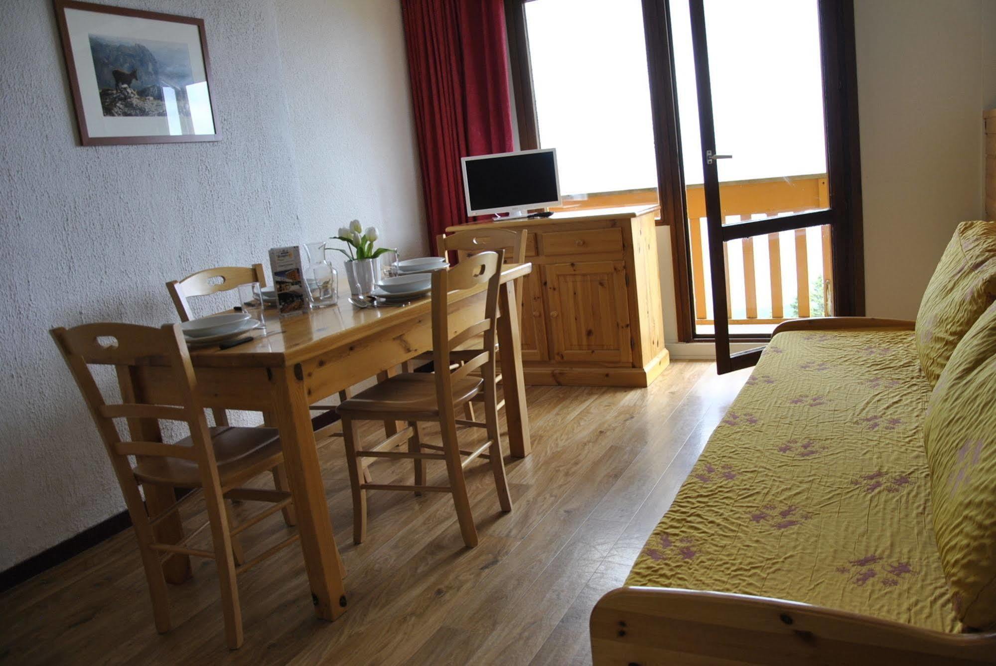 Aparthotel La Berangere Chamrousse Esterno foto